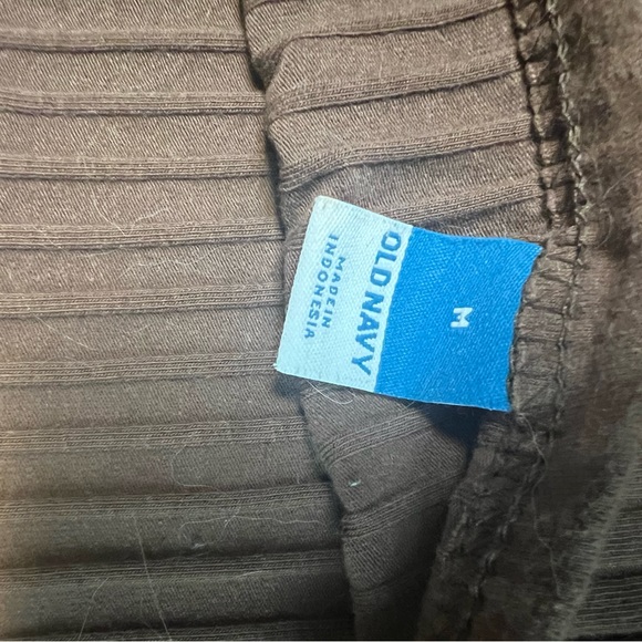 2 ribbed crops tops -Old Navy - Picture 3 of 6